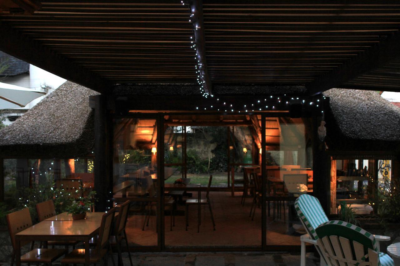 Santoral Restaurante Y Posada Pet Friendly Atlántida Exterior foto